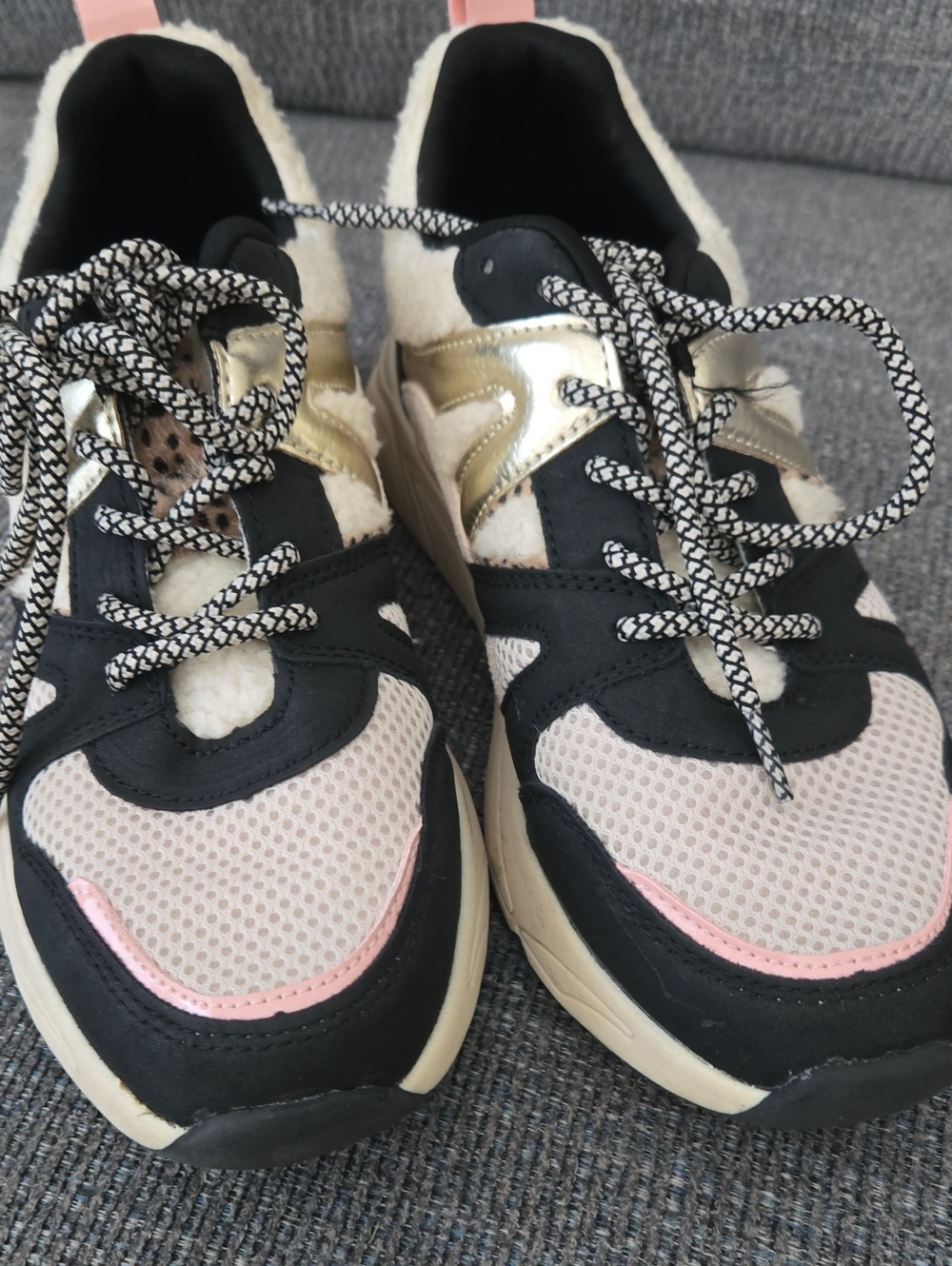 POSH by Poelman Faux Fur & Metallic Lace-Up Sneakers (Women’s Size 8) - Picture 3 of 7